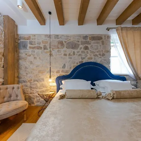 Villa Bante - Luxury Stone House